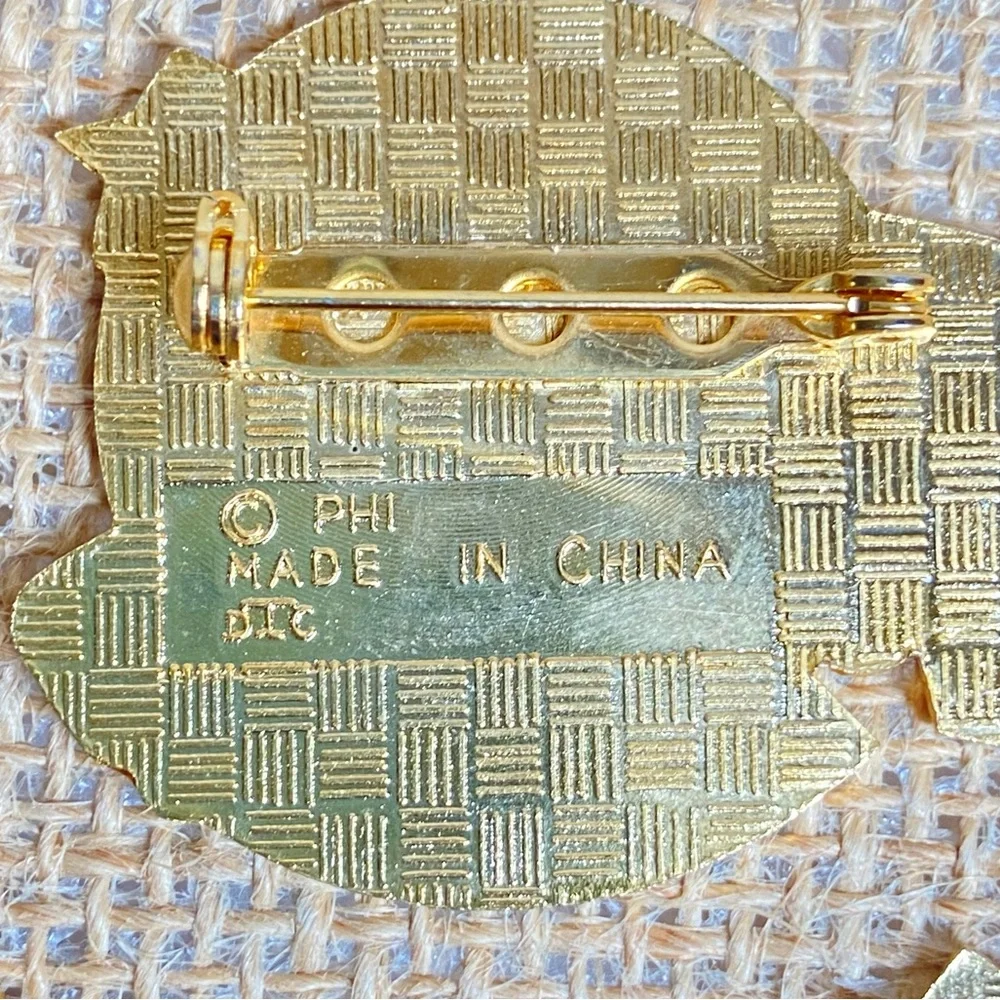 Planet Hollywood Cancun Paris London three pins in enamel over goldtone metal